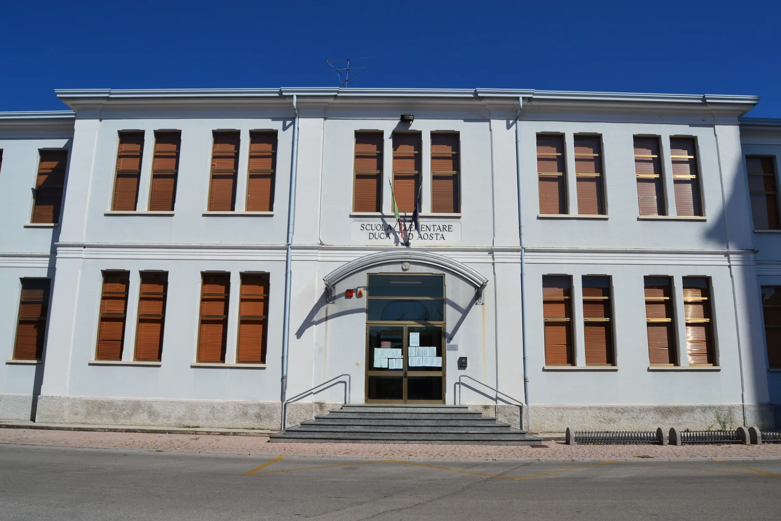 Building pre-intervention: Duca D'Aosta-12.jpg