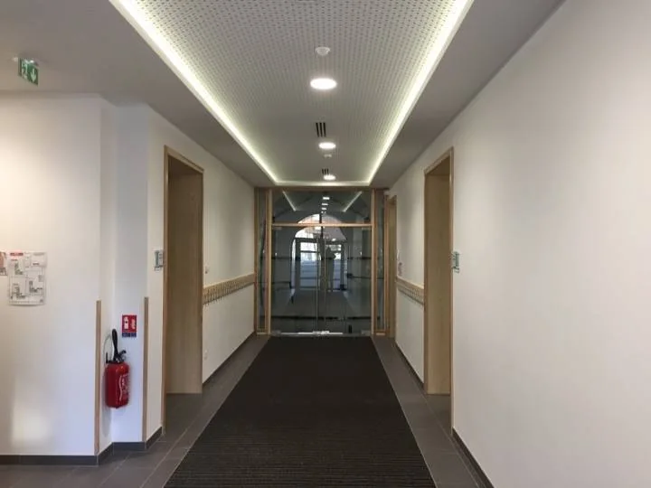 Building post-intervention: GE_T_P_25_CREBA_1.jpg