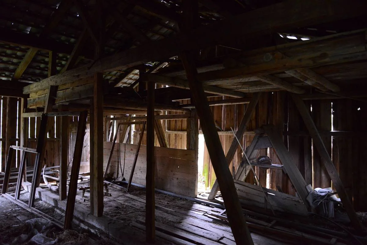 Solution pre-intervention: old_roof_picture_03.jpg