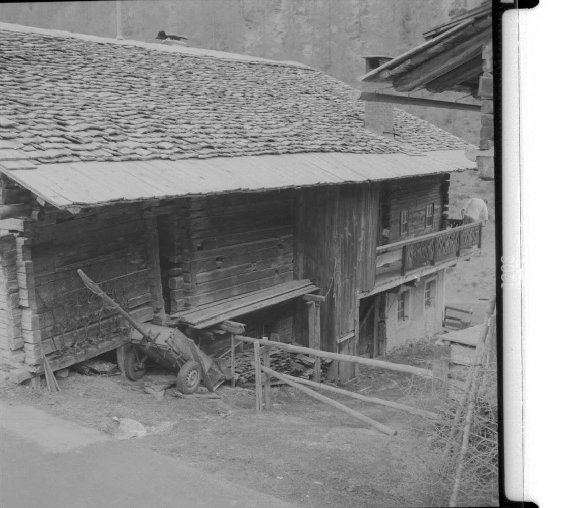 Solution pre-intervention: pre_intervention_roof_04.jpg
