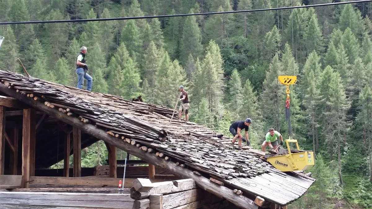 Solution pre-intervention: pre_intervention_roof_08.jpg