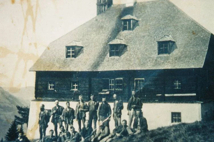 Building pre-intervention: historic_image.jpg