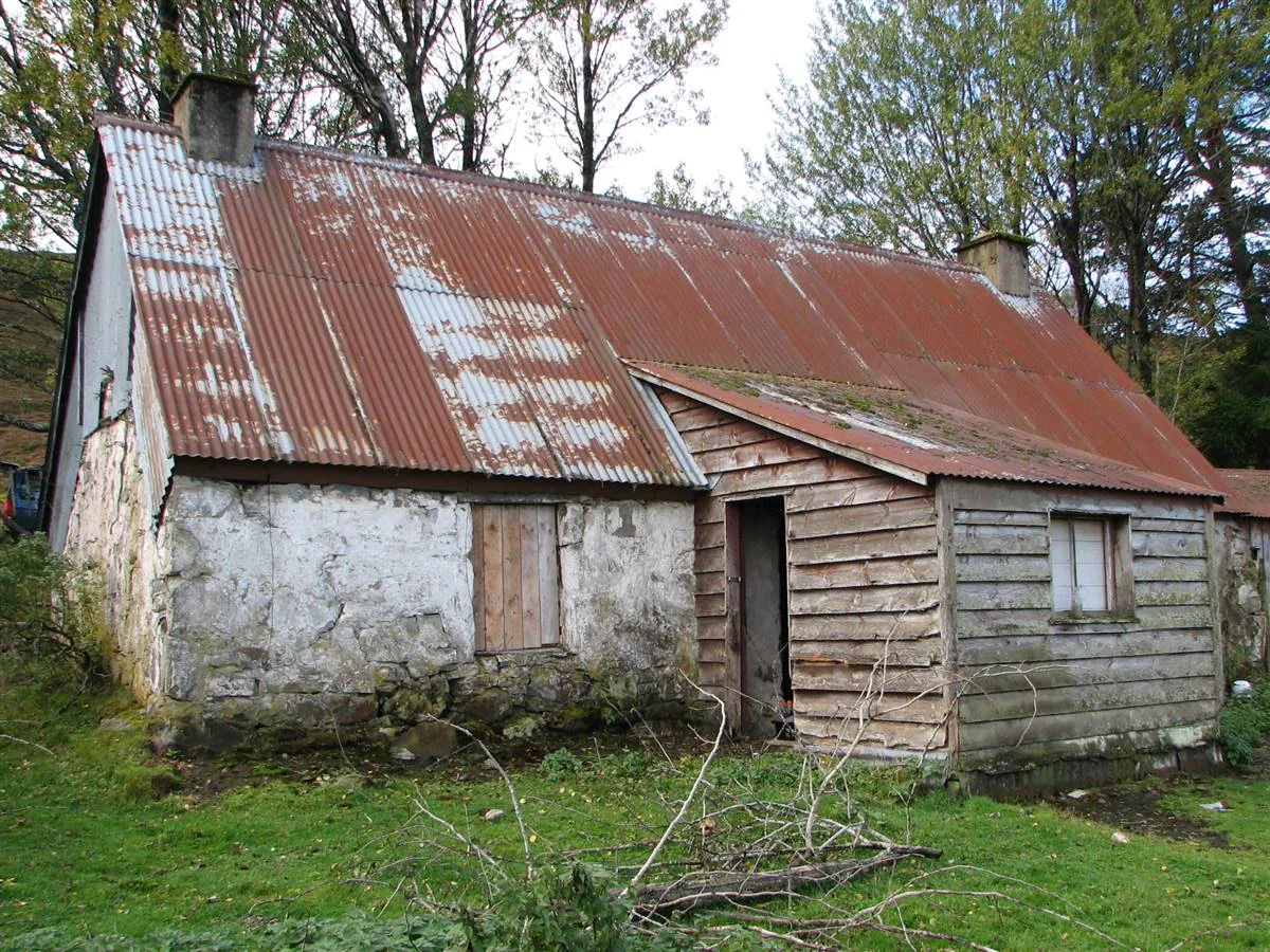 Building pre-intervention: IMG_1.jpg