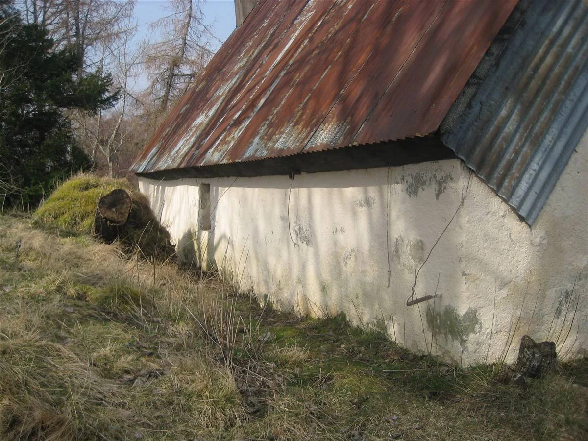 Building pre-intervention: IMG_2.jpg
