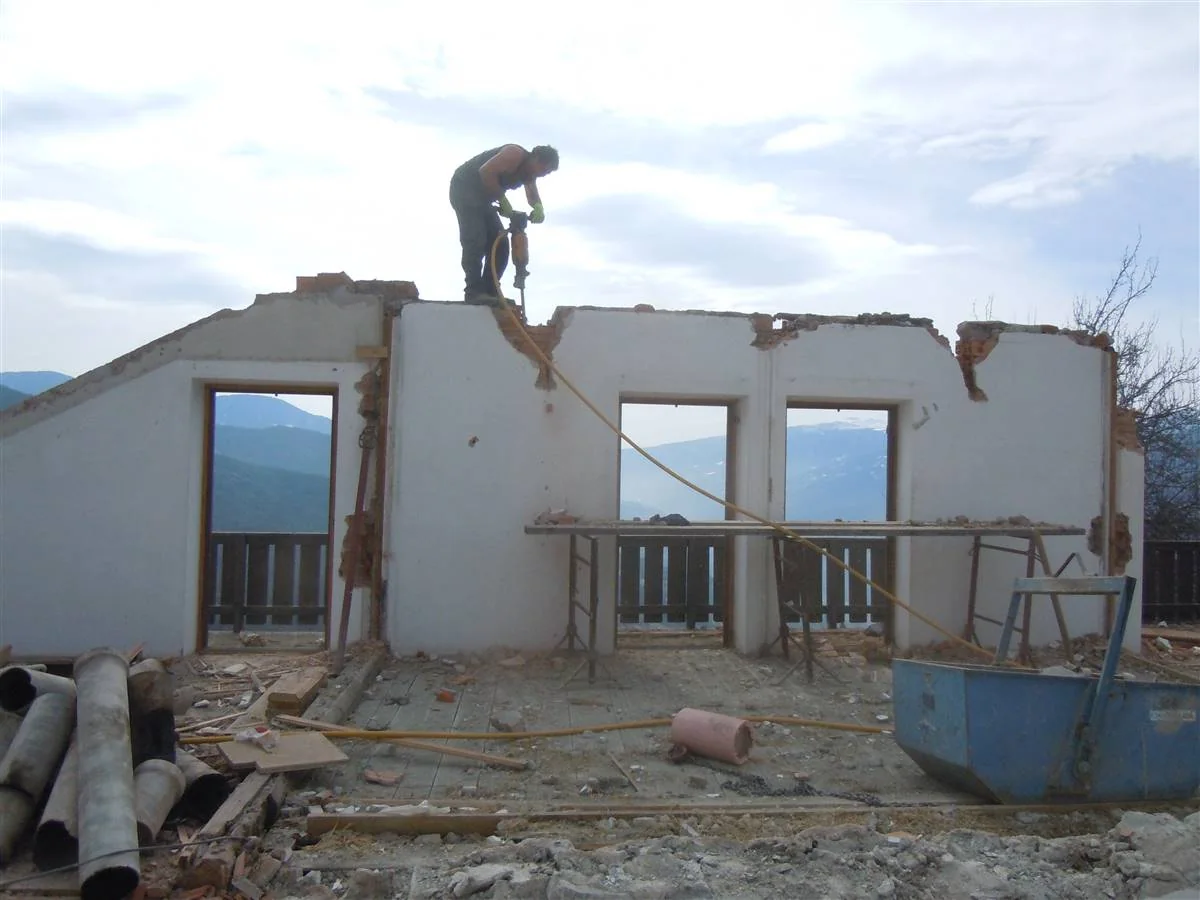 Building pre-intervention: 2 Hausbau (240).jpg