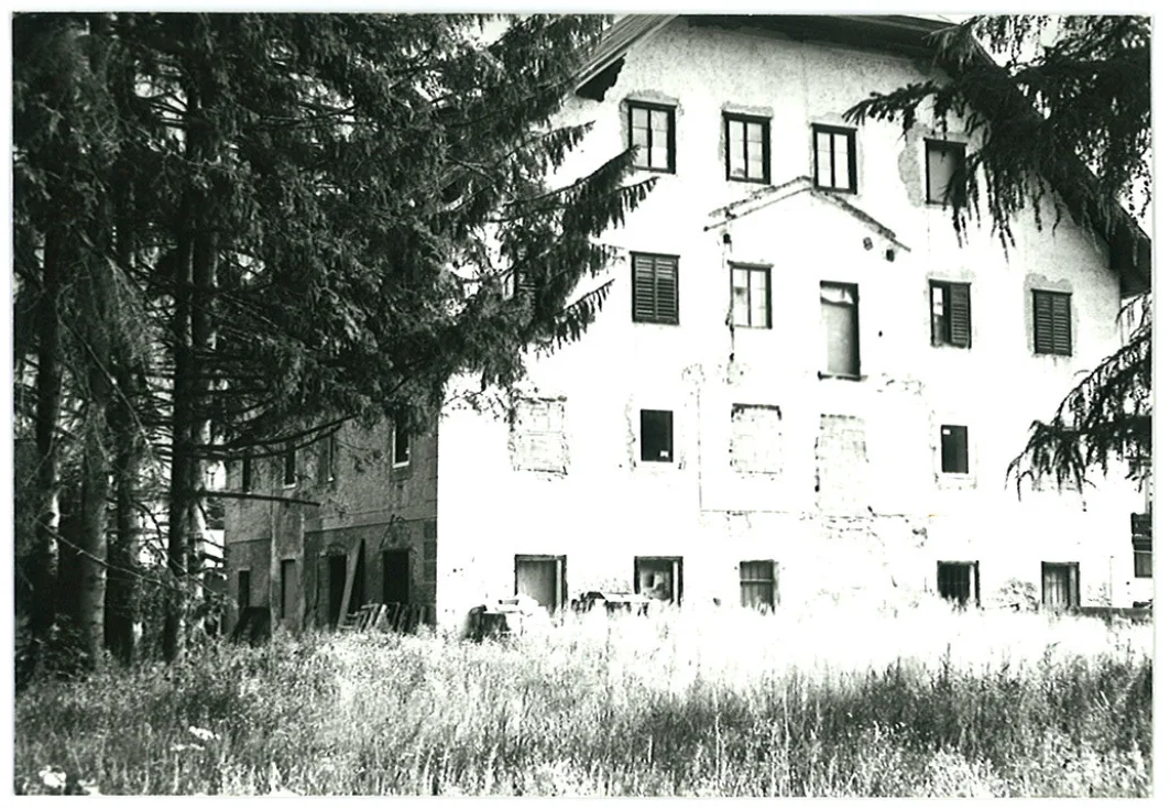 Building pre-intervention: 24_historic_image_1.png