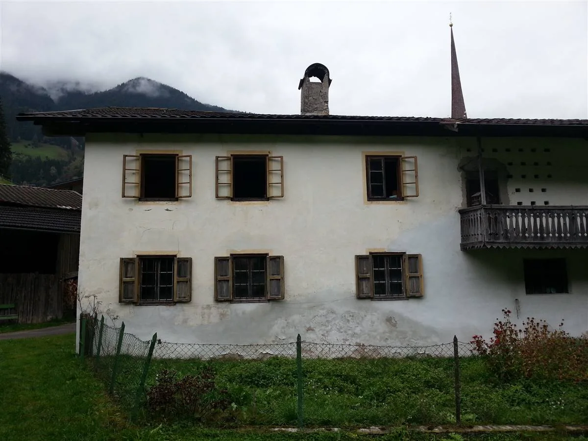 Building pre-intervention: 201310~2.JPG