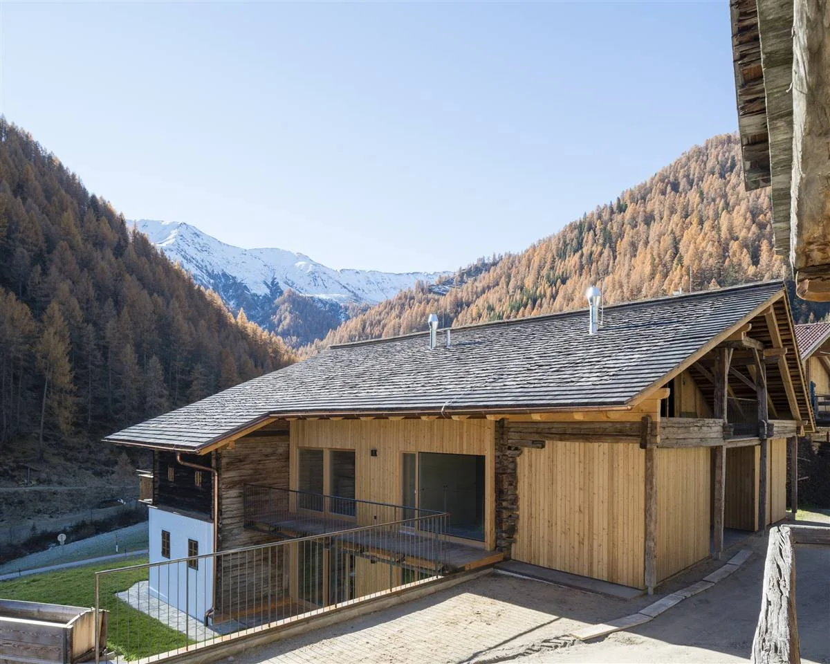 Building post-intervention: Gialta_House_Building_Post_Intervention_2_©Lukas_Schaller.jpg