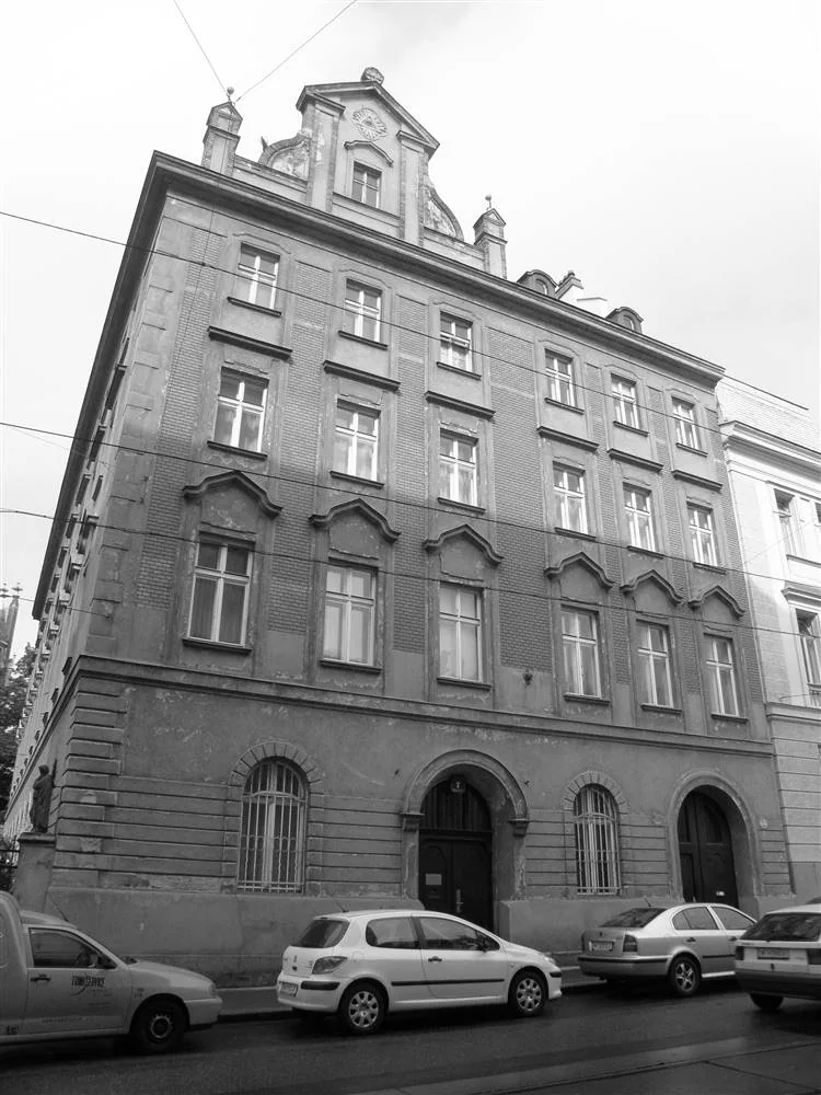 Building pre-intervention: Klostergebäude_Kaiserstrasse_Building_Pre_Intervention_1_©Trimmel_Wall_Architekten.jpg