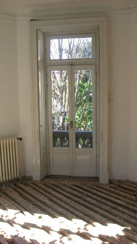 Building pre-intervention: EURAC_Villa Castelli_foto_before retrofit_window_1.jpg